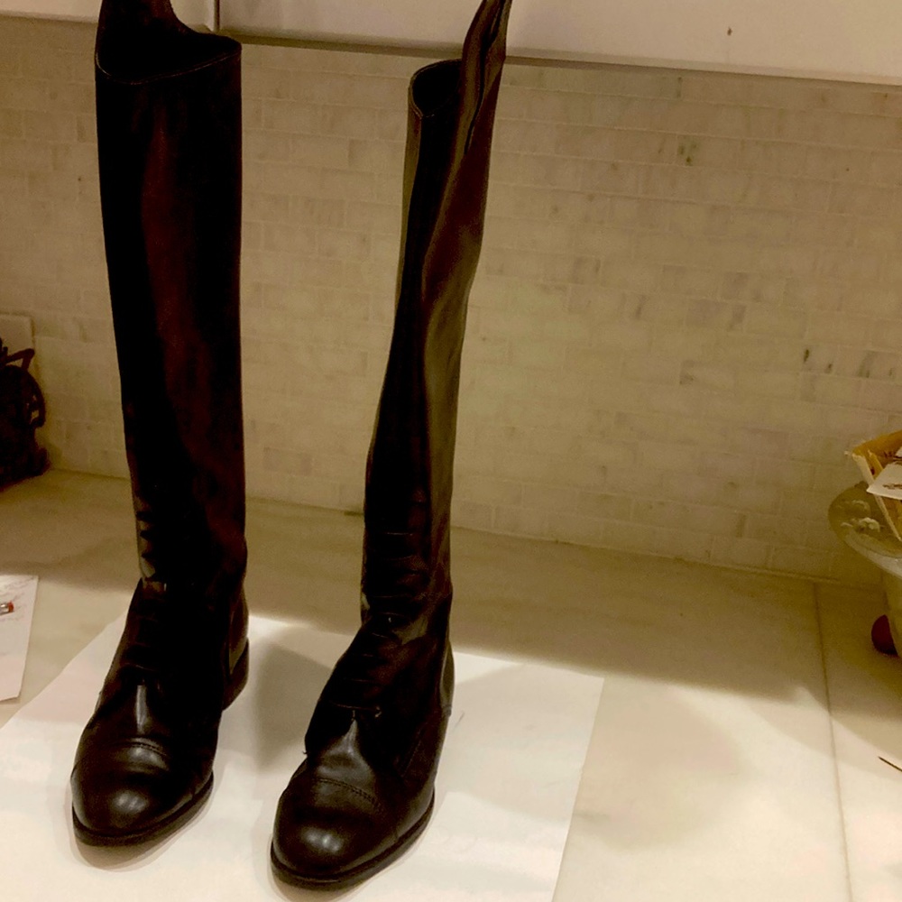 Vintage Bruno Magli pull on black calf skin riding boots